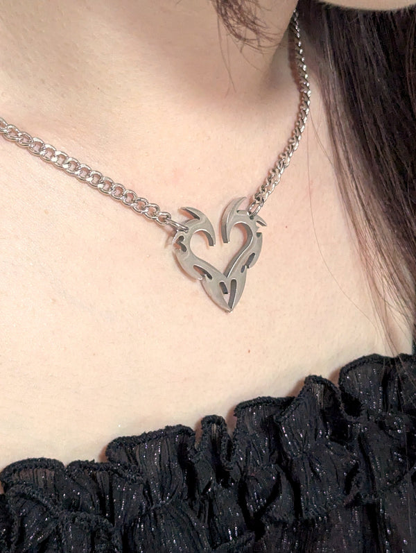 Thorned heart necklace