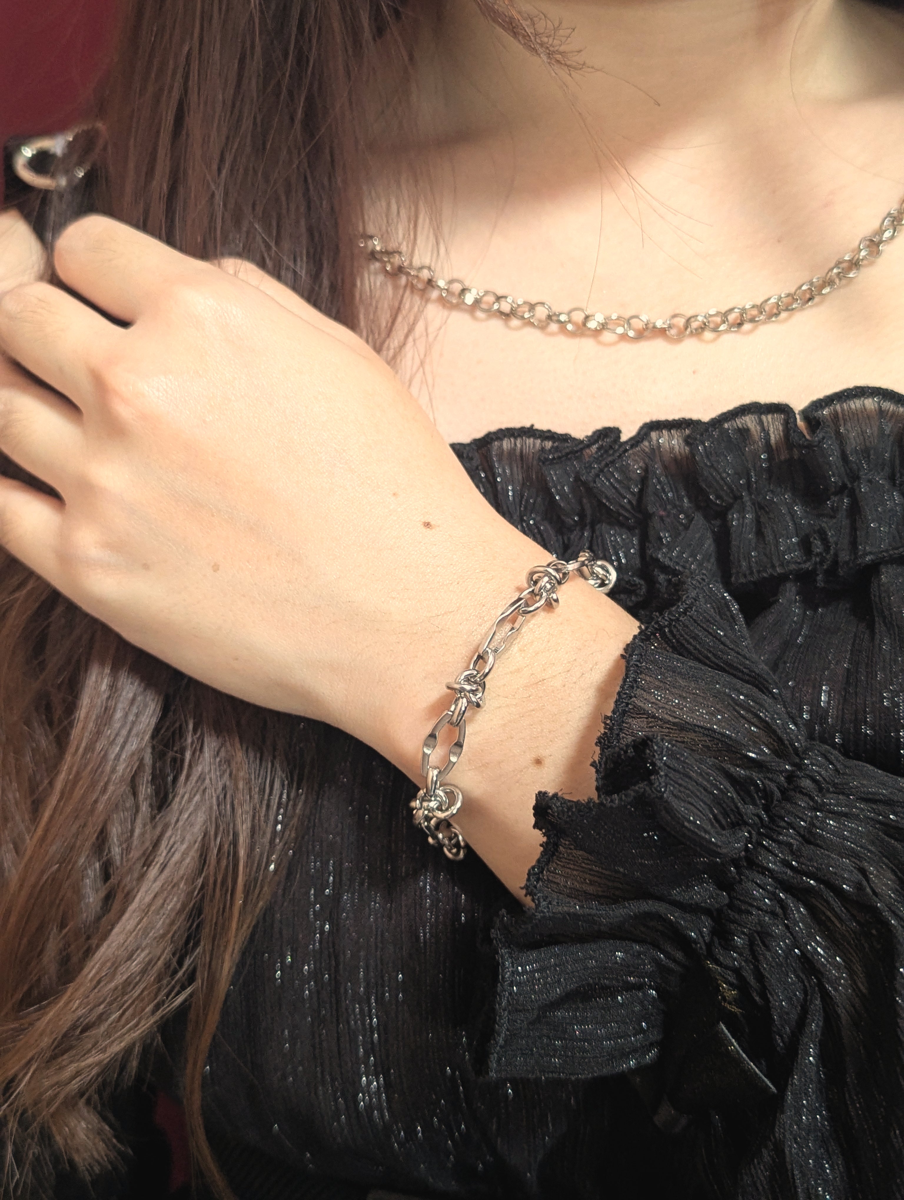 Knot link chain bracelet