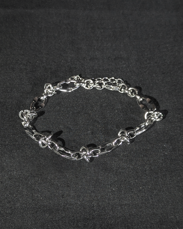 Knot link chain bracelet